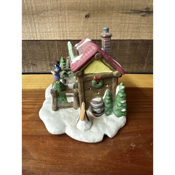 Dickens Collectables Christmas Village CHRISTMAS Trees And Wreaths For Sale - Picture 5 of 6